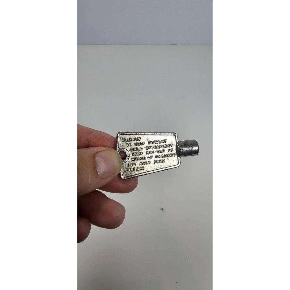 Vintage‎ National Lock Rockford IL Chest Deep Freezer Key